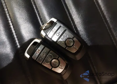 2017 Ford Fusion Se z USA, uszkodzony, nr VIN 3FA6P0HD7HR348618